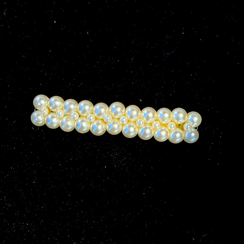 Pearl hair piece